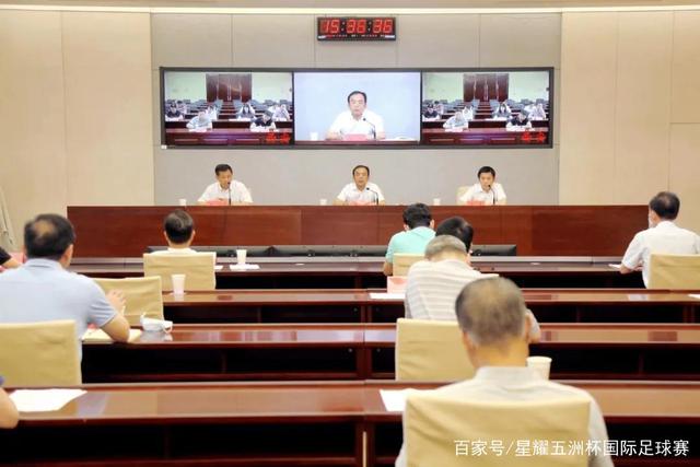 年轻前锋库马斯在威尔士展现潜力，引发贝尔萨姆对未来的期待